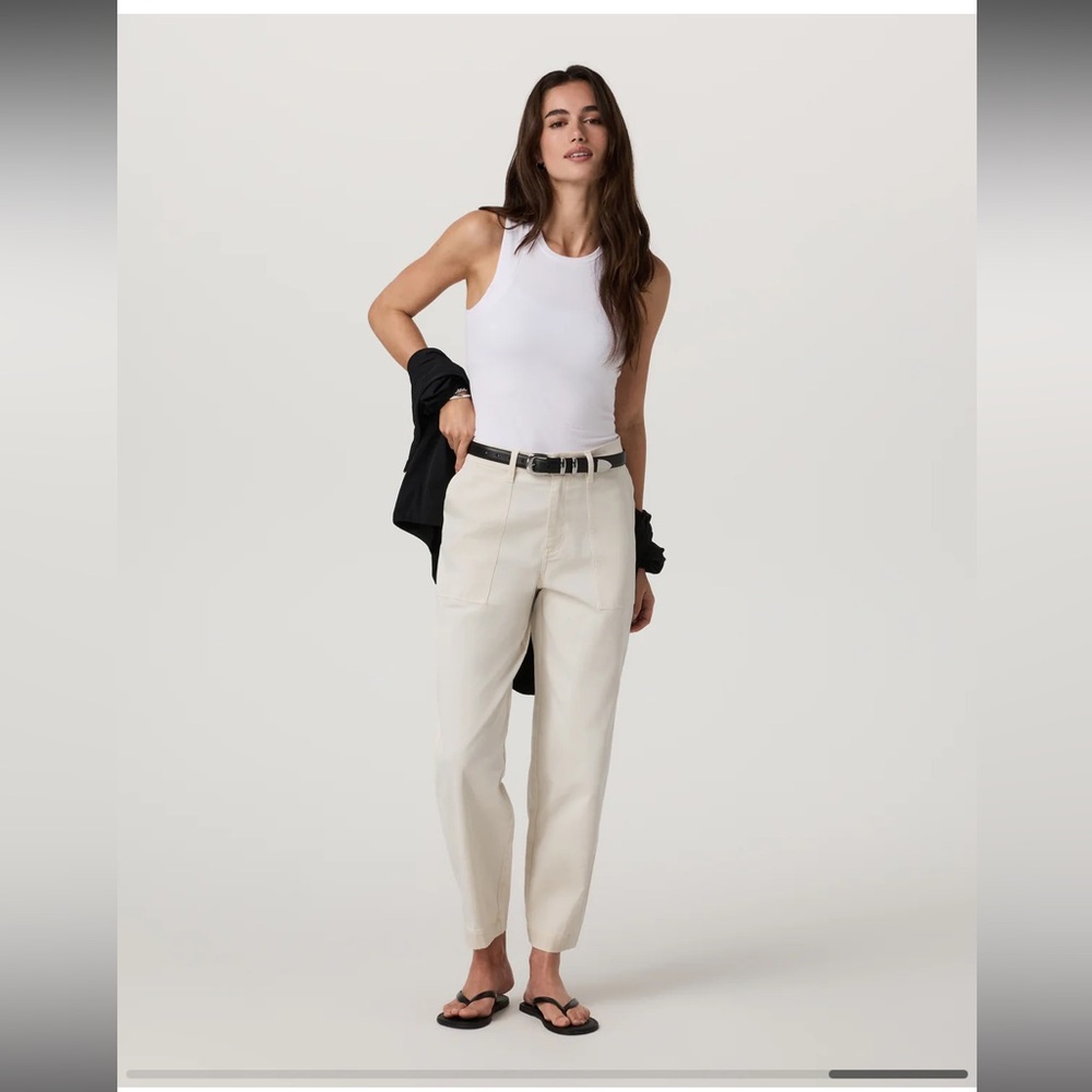 Vuori | Anza Twill Pant in the color Natural